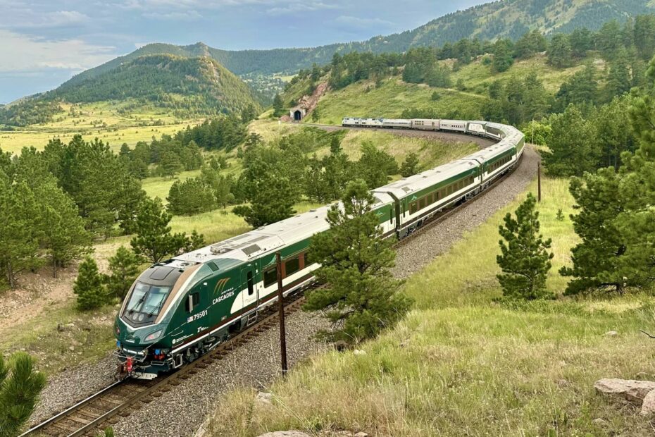 Amtrak Cascades Airo train in Colorado.